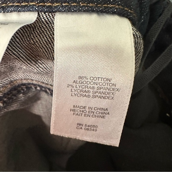 ANNE KLEIN Size 8 Stretch Straight Zippered Leg Dark Wash Jeans - Picture 9 of 9